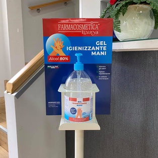 PIANTANA 120CM CON SUPPORTO PER DISPENSER GEL FARMACOSMETICA LUXURYA + 500 ML GEL